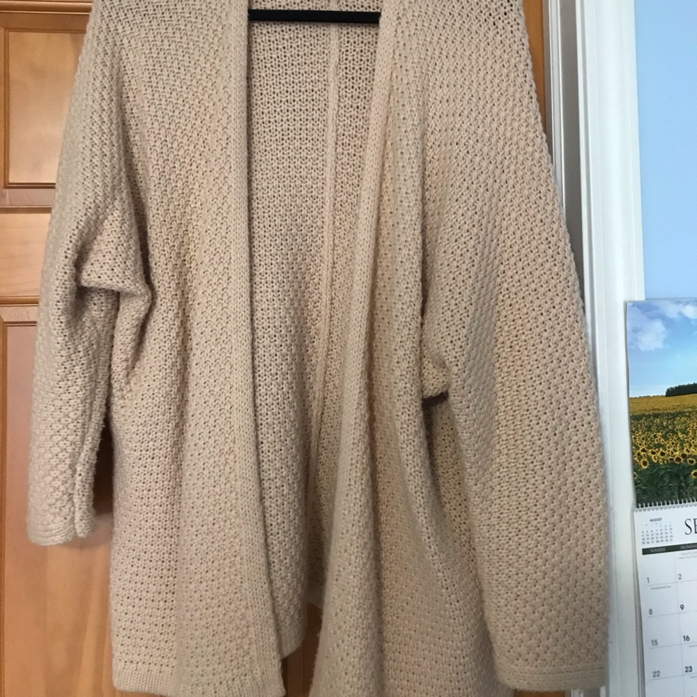 Bulky pink forever 21 cardigan